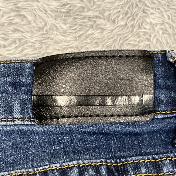 !It Jeans‎ Women's 6 28x30 Amanda High Rise Slim Distressed Raw Hem Stretch - Picture 16 of 16